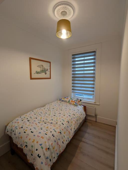 Spacious First Floor Family Flat, Sea View Torquay Ngoại thất bức ảnh